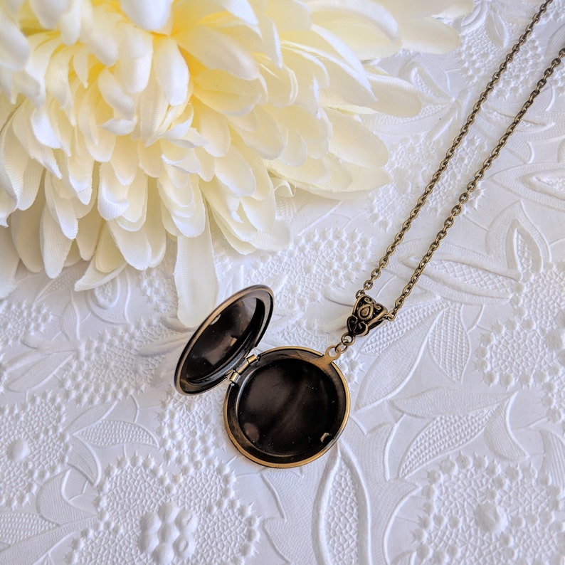 Bird Locket Necklace, Round Locket Pendant, Keepsake Jewelry, Mom gift