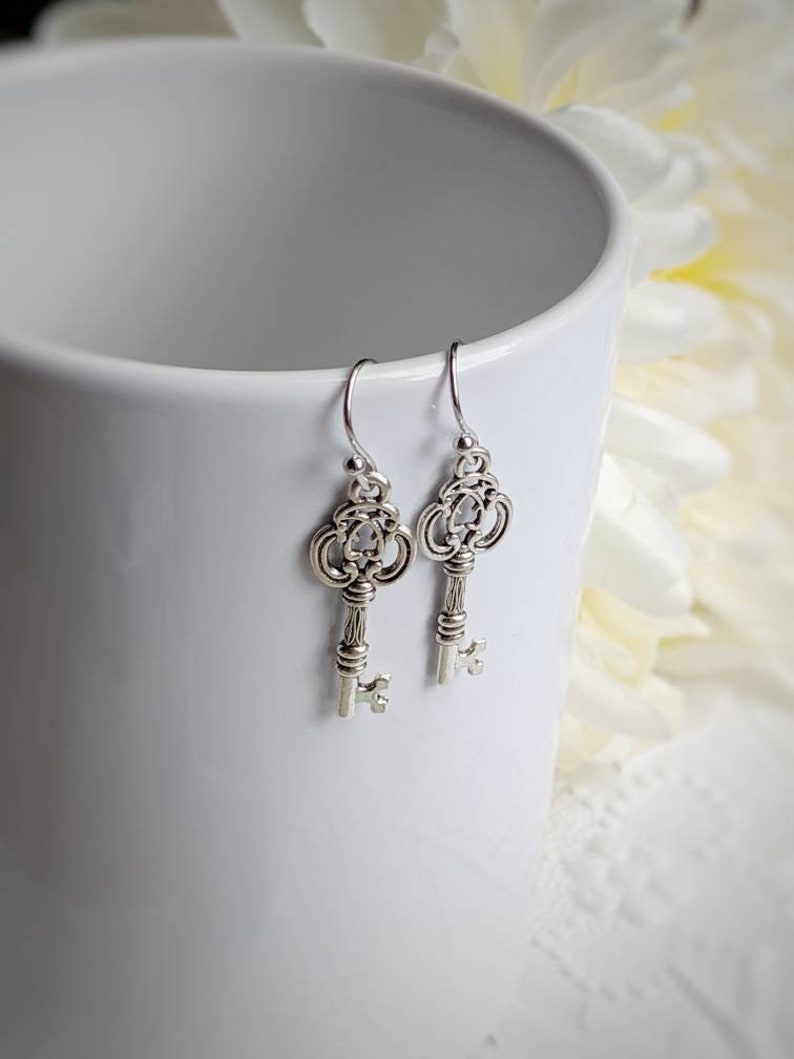 Antique Key Earrings - Silver Plated Brass - Vintage Steampunk Jewelry