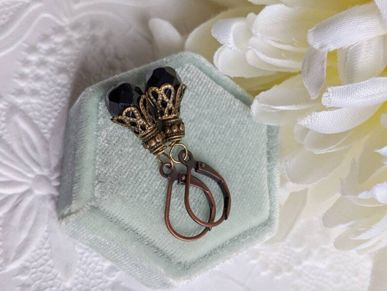 Green Vintage Earrings – Elegant Victorian Glass Bead Dangles