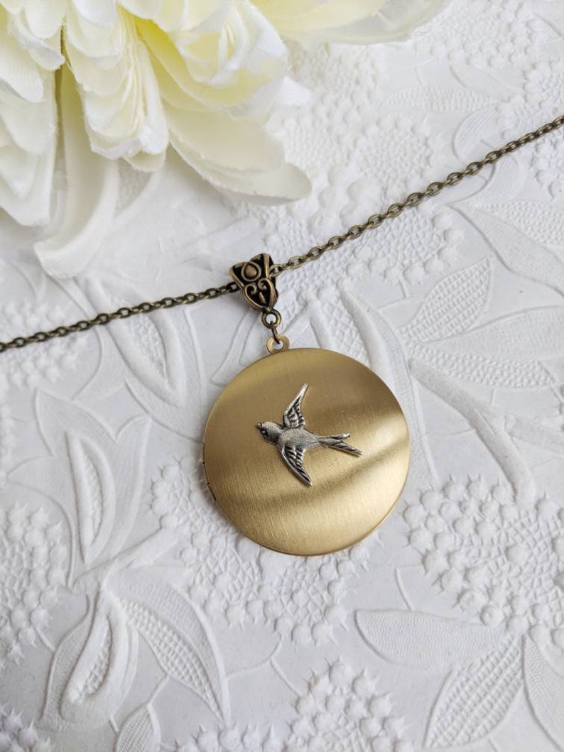Bird Locket Necklace, Round Locket Pendant, Keepsake Jewelry, Mom gift