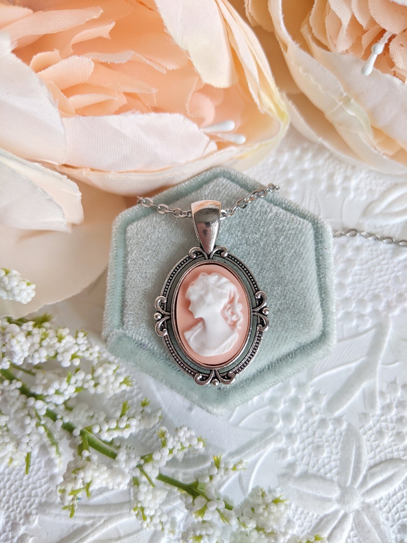 Victorian Cameo Necklace: Vintage Style Lady Pendant, Antique Silver