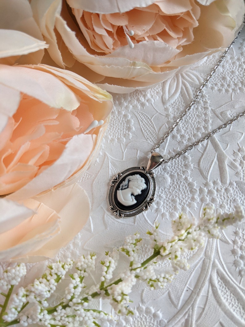 Victorian Cameo Necklace: Vintage Style Lady Pendant, Antique Silver