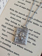 Collier médaillon livre Abeille, Pendentif breloque délicate en argent, Cadeau pour lectrice
