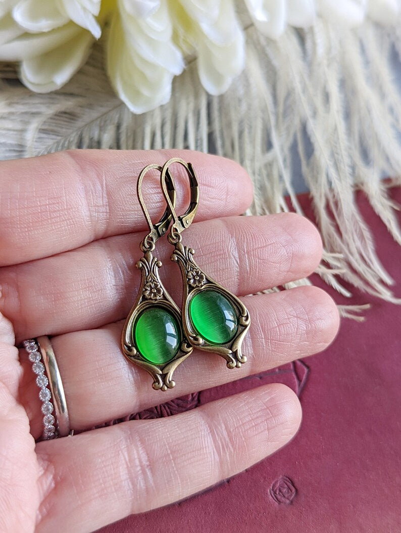 Victorian Green Dangle Earrings – Emerald Cats Eye, Vintage Style