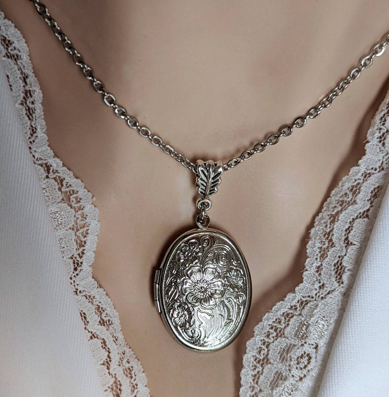 Embossed Floral Silver Locket Necklace | Vintage Photo Pendant Gift