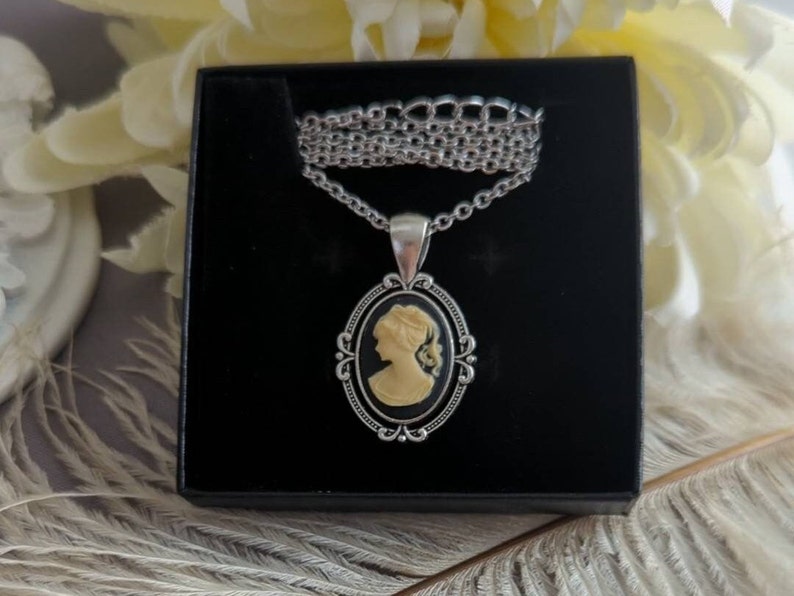 Victorian Cameo Necklace: Vintage Style Lady Pendant, Antique Silver
