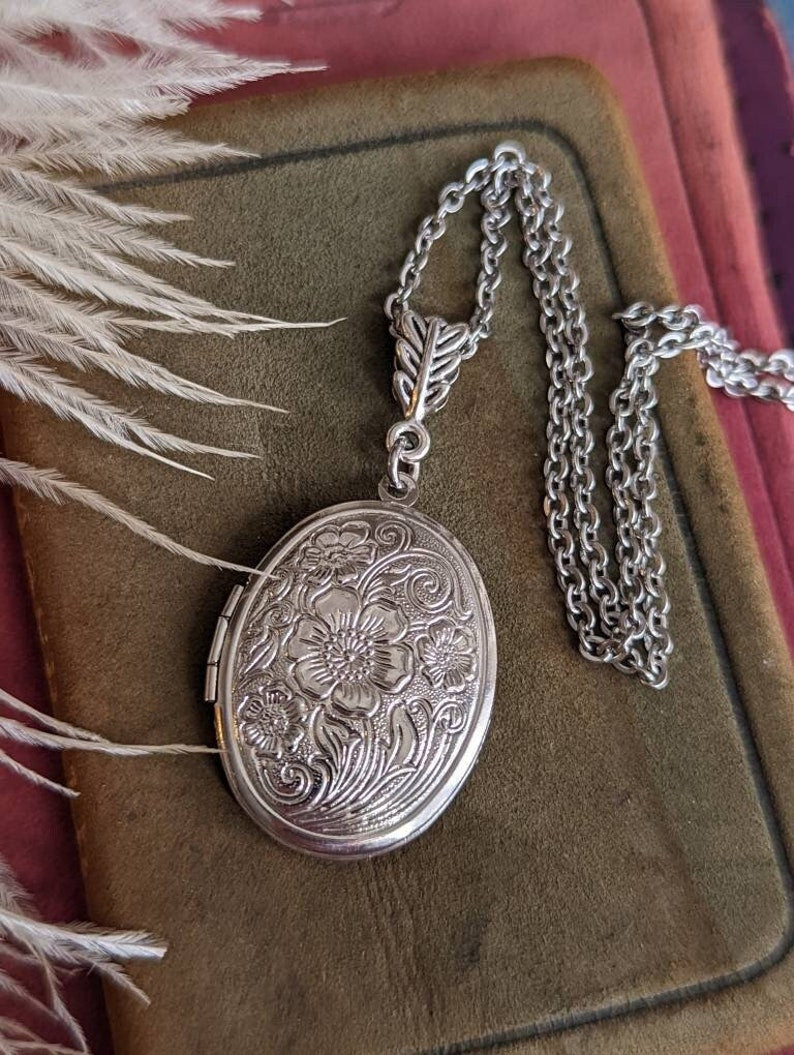 Embossed Floral Silver Locket Necklace | Vintage Photo Pendant Gift