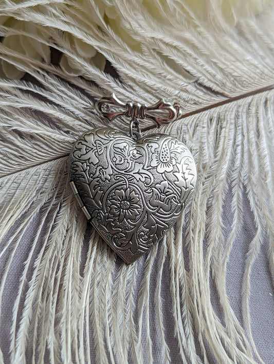Floral Heart Locket Brooch | Vintage Bridal Bouquet Memory Pin