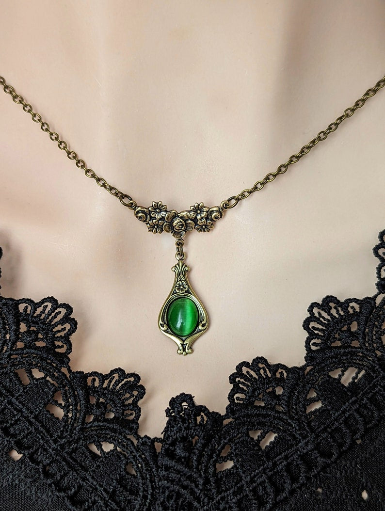 Emerald Green Pendant Necklace | Vintage Victorian Handmade Jewelry