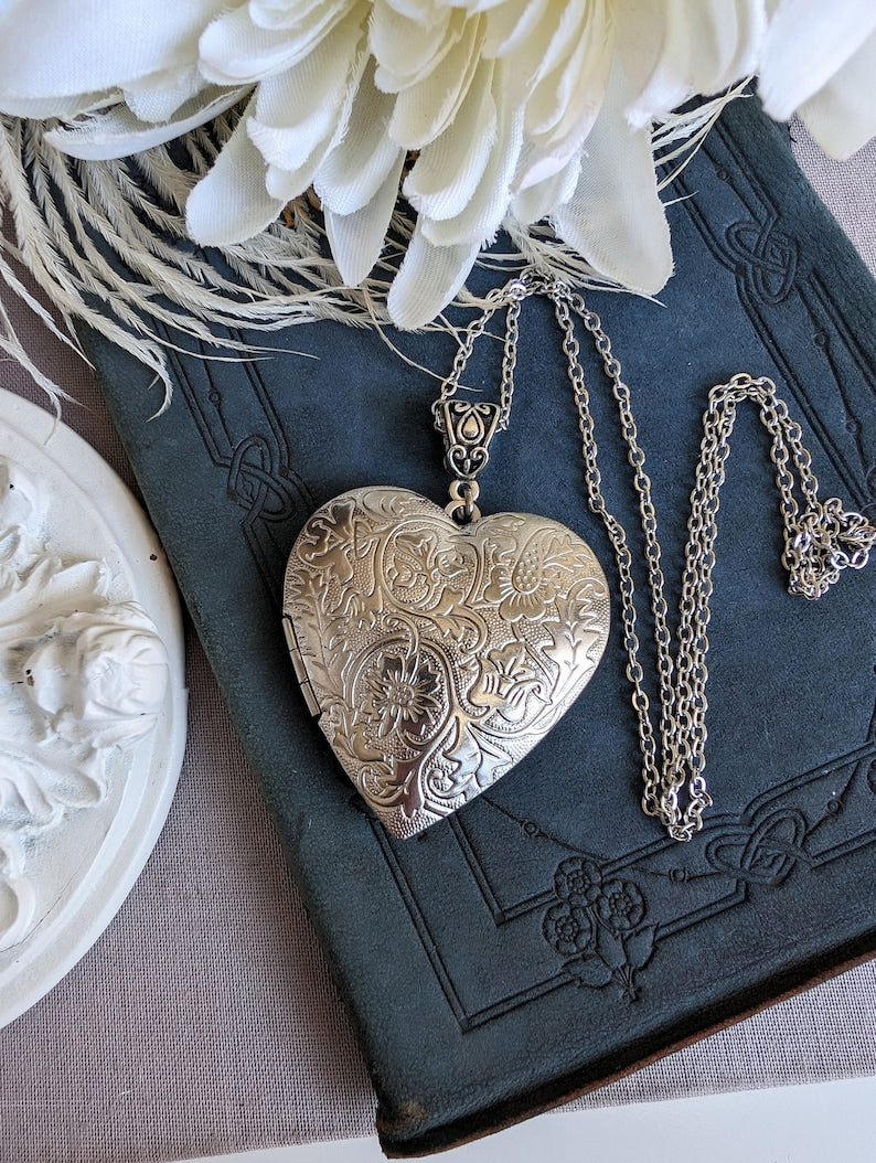Floral Heart Locket Necklace | Valentine's Photo Keepsake Gift