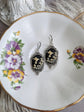 Collier Camée Colibri : Pendentif Gothique en Argent Antique