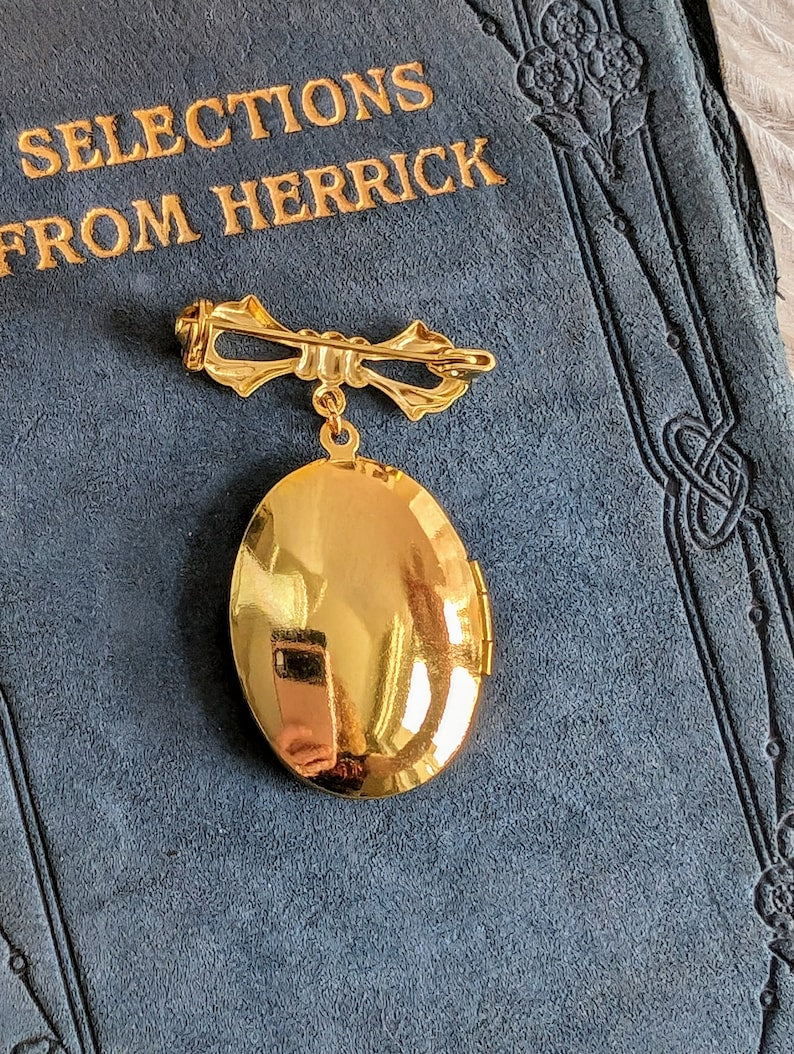 Gold Plated Floral Locket Brooch: Vintage Style Bridal Bouquet Charm