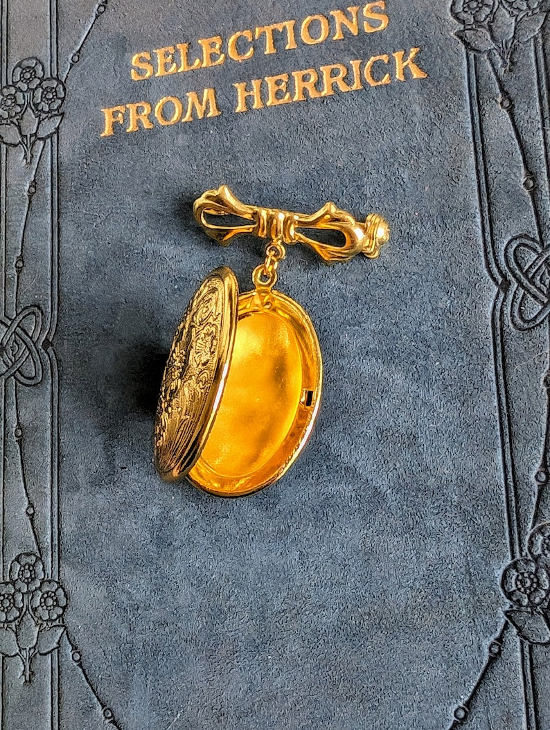 Gold Plated Floral Locket Brooch: Vintage Style Bridal Bouquet Charm