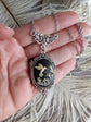 Collier Camée Colibri : Pendentif Gothique en Argent Antique