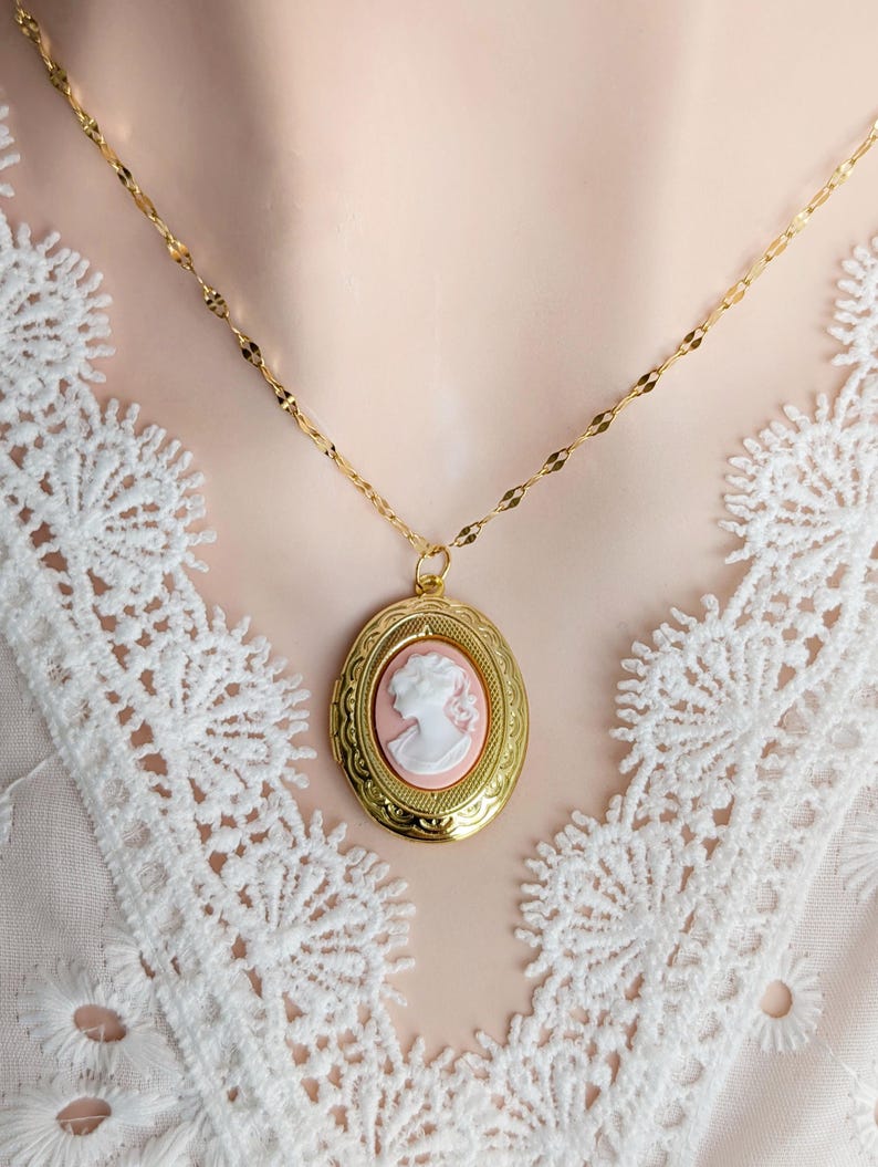 Oval Cameo Locket Necklace: Golden Vintage Style Keepsake