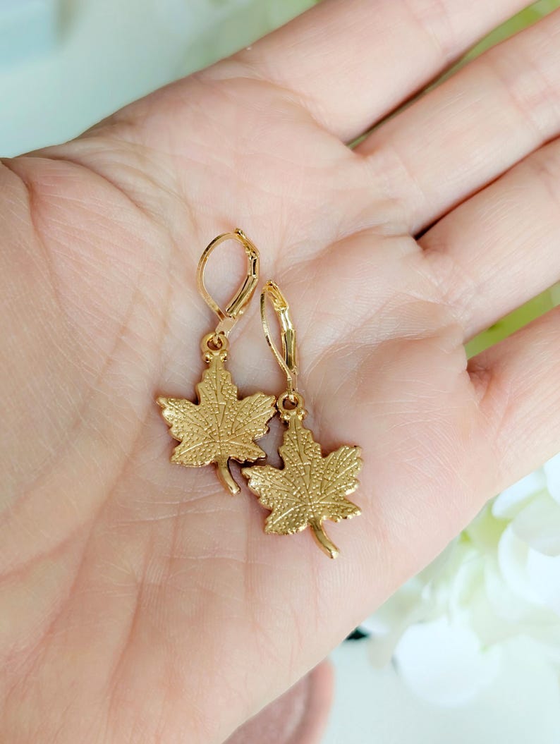 Canadian Maple Leaf Earrings – Pride & Nature Inspired Jewelry Gift