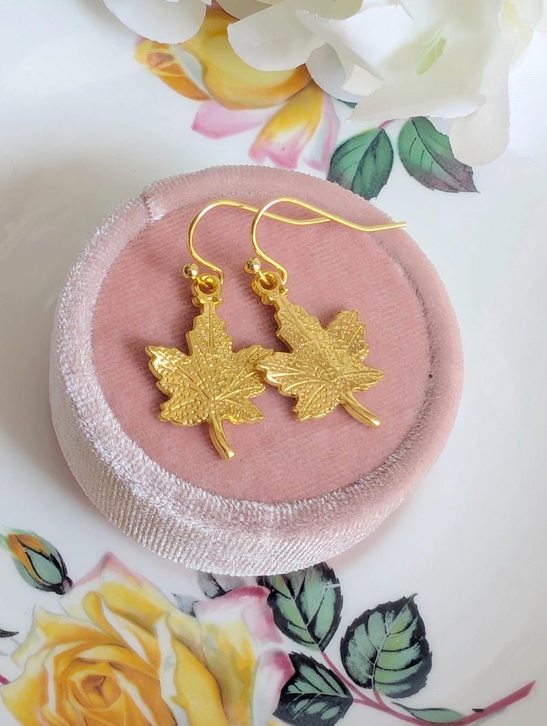 Canadian Maple Leaf Earrings – Pride & Nature Inspired Jewelry Gift