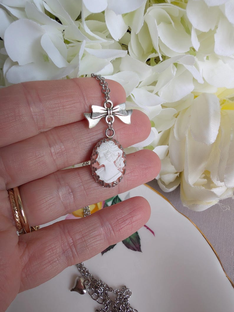 Pink Cameo Pendant Necklace with Bow Connector, Vintage Style Jewelry