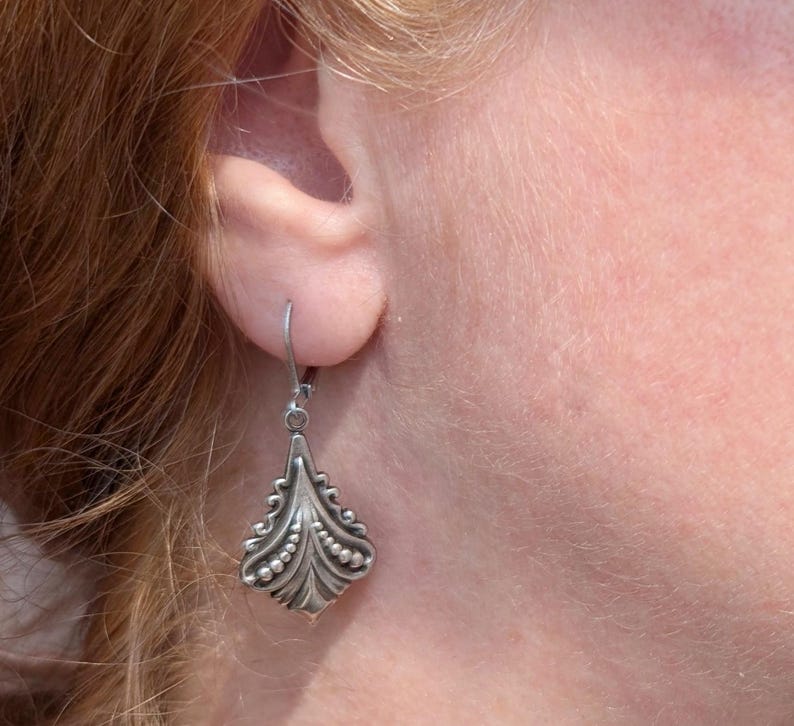Art Deco Silver Earrings – Antiqued Vintage Style Dangle Jewelry