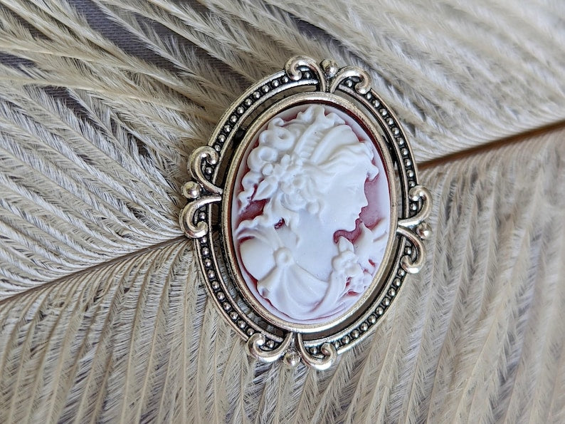 Goddess Cameo Brooch: Vintage Style Plated Brass Pin