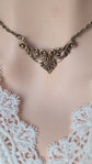 Collier ras-du-cou en laiton vieilli ajouré, Bijoux vintage faits à la main