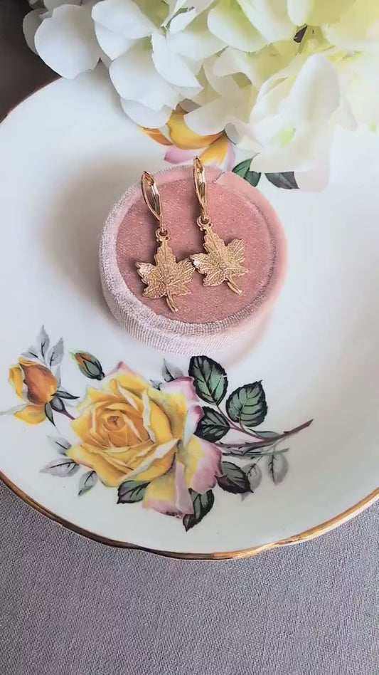 Canadian Maple Leaf Earrings – Pride & Nature Inspired Jewelry Gift