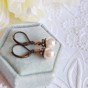 Ivory Pearl Earrings, Vintage Inspired Jewelry, Pearl Bridal Earrings, Summer Wedding Jewelry, Shabby Chic, 12th Anniversary Gift, Pearlcore