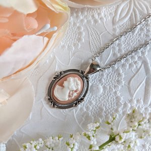 Oval Lady Cameo Pendant, Victorian Bridal Necklace, Vintage Style Jewelry, Unique Gift for Her