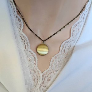 Tiny Bee Locket Necklace, Antiqued Gold Locket, Round Locket Necklace, Bee Jewelry, Minimalist Keepsake Gift, Daughter Grad Gift