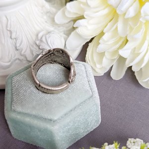 Spoon Ring with Bee, Adjustable Boho Ring, Trendy Thumb ring, Plated Silver Ring,  Statement Jewelry Gift for her Birthday, Bee Jewelry