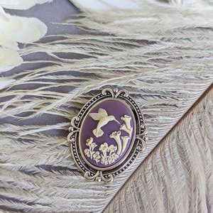 Black Hummingbird Brooch, Bird Pin, Nature Jewelry Cameo Brooch, Gift for Avian Veterinarian, Audubon Society Member