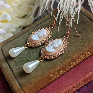 Cameo Pearl Earrings, Turquoise Earrings, Lady Cameo Jewelry, 14k Rose Gold Plated, Victorian Jewelry, Romantic Style, Pearlcore