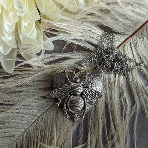 Bee Heart Locket, Honey Bee Necklace, Silver Locket, Nature Jewelry, Long layering necklace, Mothers Day gift for Mom