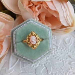 Victorian Cameo Ring, Golden Cameo Jewelry, Historical Jewelry, Adjustable Size Ring, Gift for Her