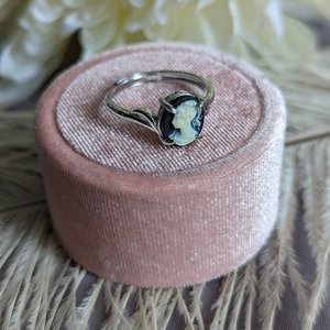 Black Cameo Ring, 925 Sterling Silver Ring, Victorian Vintage Style Jewelry, Adjustable Size