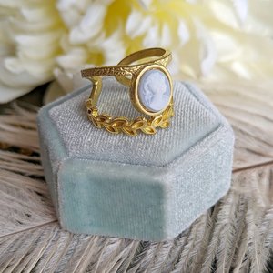 Double Band Cameo Ring, Adjustable Size Ring, Laurel Leaf Jewelry, Modern Vintage Style Victorian Jewelry
