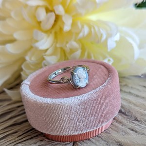 Goddess Cameo Ring in 925 Sterling Silver, White on Blue Lady Cameo, Victorian Jewelry, Adjustable Size, Old Fashioned Style