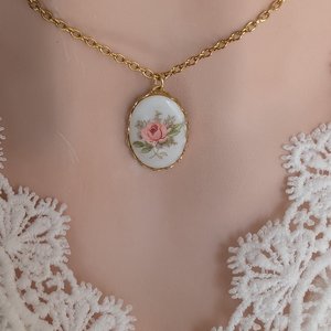 Regency Pink Rose Necklace, Vintage Inspired, Historical Costume Jewelry