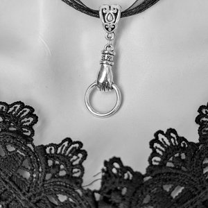 Silver Hand Choker Necklace – Vintage Style Pendant on Black Organza Ribbon, Gothic Victorian Jewelry
