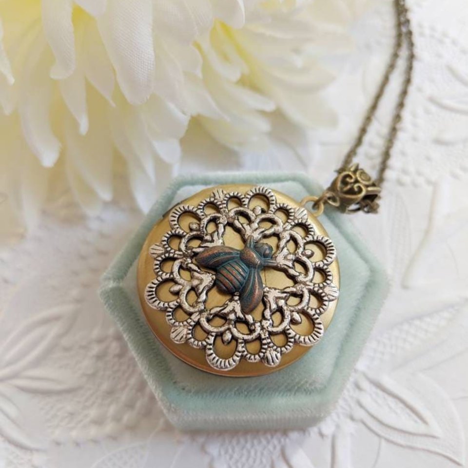Bee Locket Necklace, Round Gold Locket, Keepsake Necklace, Photo Locket, Long Chain Pendant, Mom Gift for Mothers Day