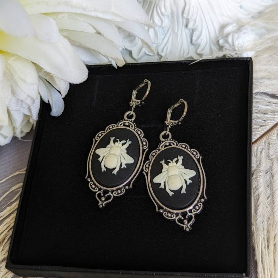 Bee Statement Earrings, Bee Cameo Earrings, Steampunk Jewelry, Dark Academia, Nature Inspired, Dark Cottage Core