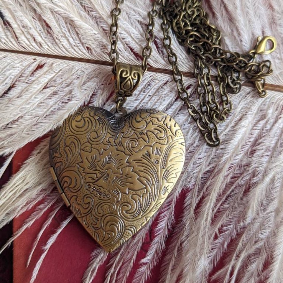 Large Heart Locket, Floral Locket Necklace, Bride Gift from Groom