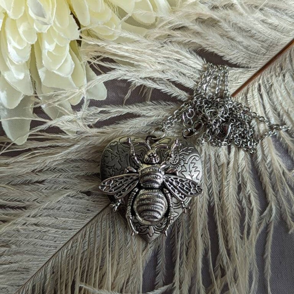 Bee Heart Locket, Honey Bee Necklace, Silver Locket, Nature Jewelry, Long layering necklace, Mothers Day gift for Mom