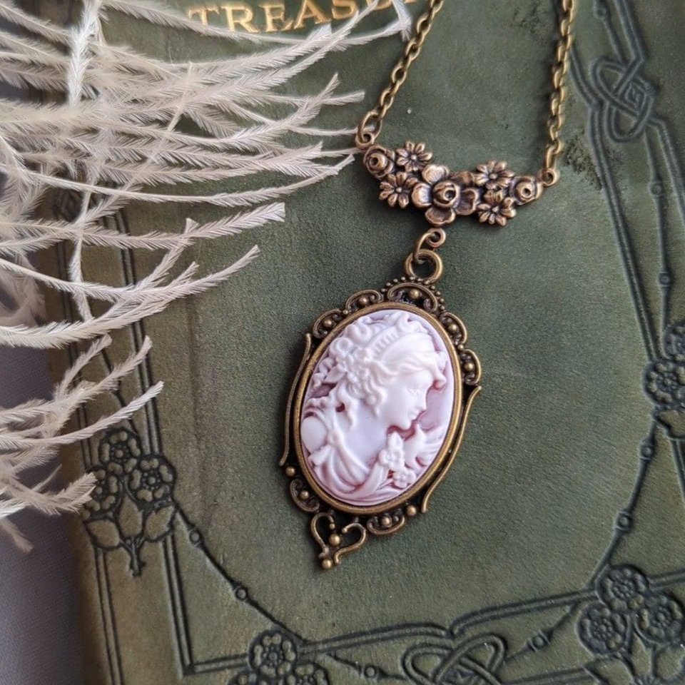 Victorian Goddess Cameo Necklace, Antique Brass Cameo Pendant, Vintage Wedding Jewelry