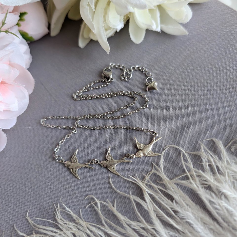 Silver Swallow Bird Bracelet: Dainty Trio Jewelry, Minimalist Style