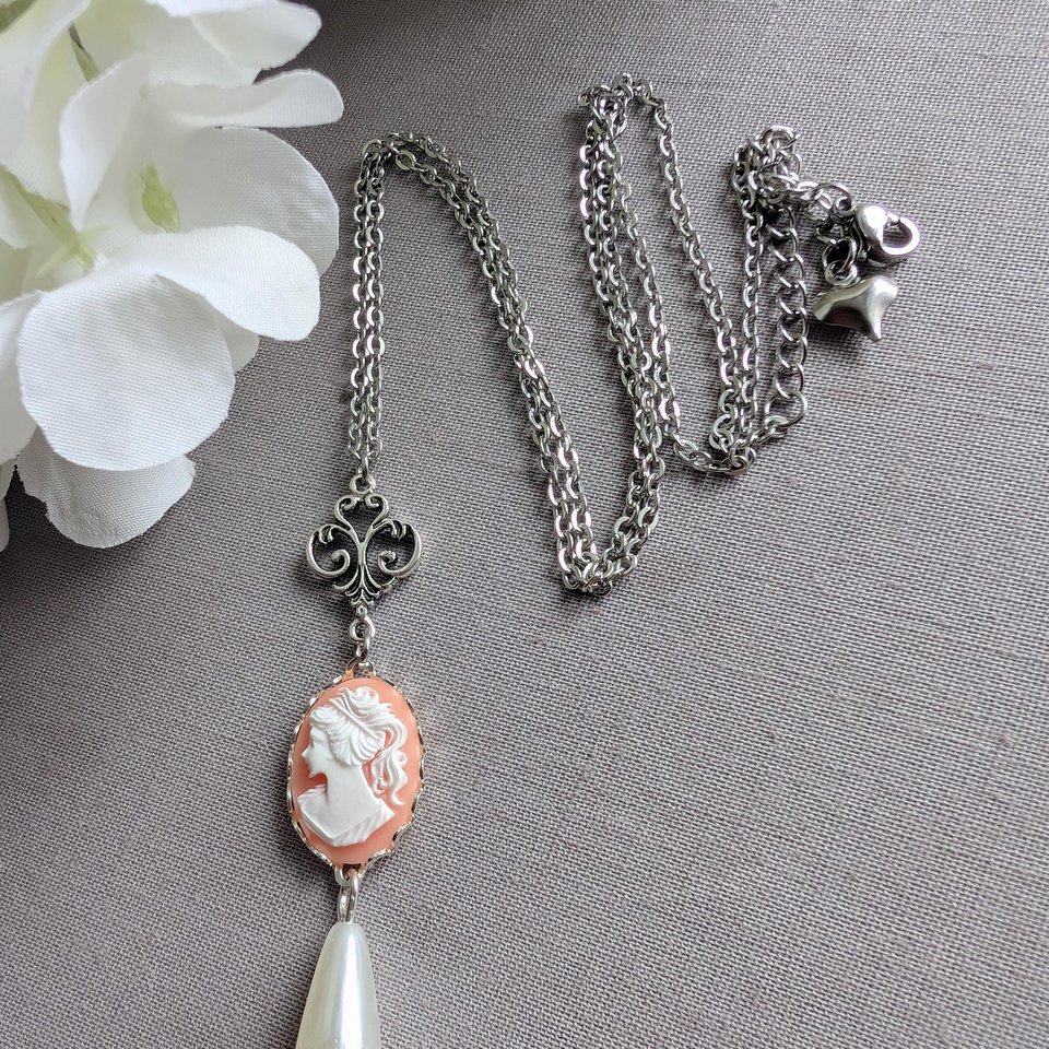 Pink Cameo Necklace: Silver Plated Pendant with Teardrop Pearl
