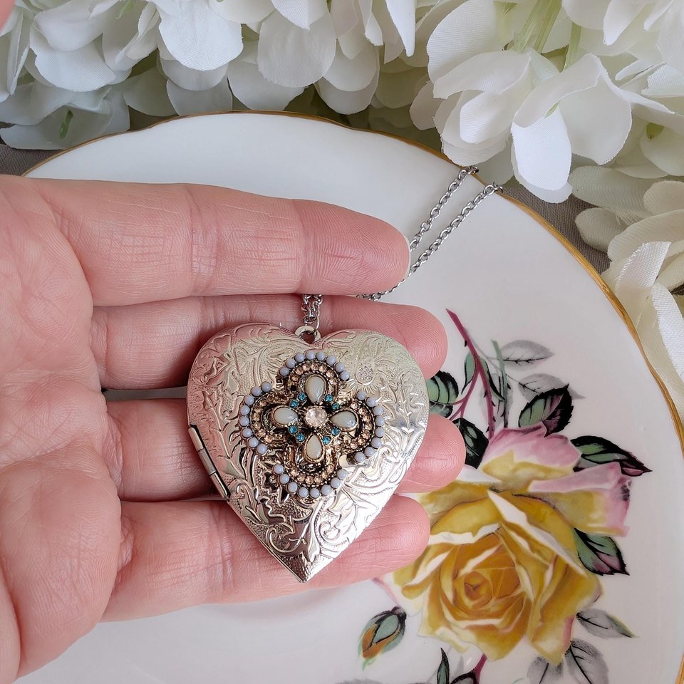 Silver Plated Heart Locket Necklace With Beaded Embellishment– Art Deco Engraved Pendant, Vintage Style Jewelry Gift for Her