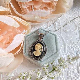 Black and Ivory Lady Cameo Necklace, Victorian Jewelry, Vintage Style Bridal Jewelry, Unique Gifts for Women
