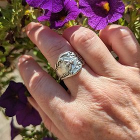 Spoon Ring with Bee, Adjustable Boho Ring, Trendy Thumb ring, Plated Silver Ring,  Statement Jewelry Gift for her Birthday, Bee Jewelry