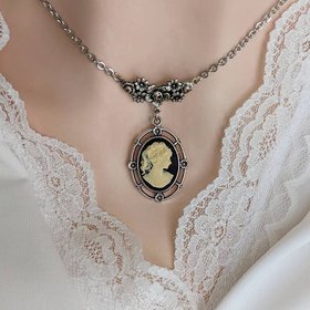 Cameo Necklace, Victorian Necklace, Vintage Style Cameo Necklace, Silver Cameo Pendant, Victorian Bridal Jewelry